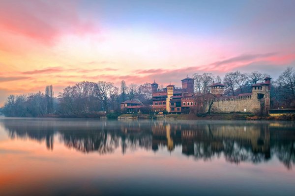 Quelles sont les caractéristiques de la littérature médiévale européenne ?